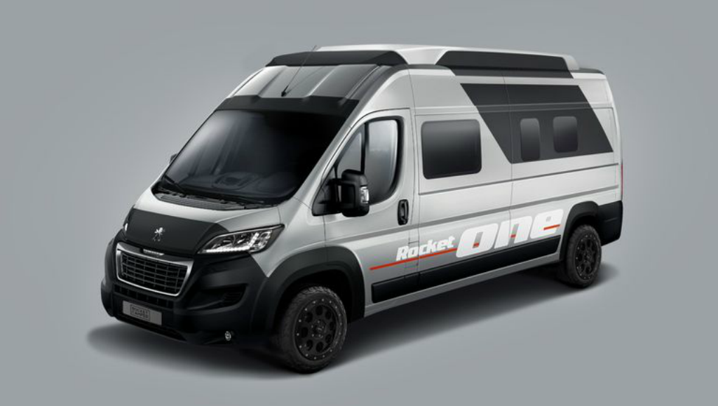 Rocket One: una Peugeot Boxer con interiores rediseñados para hacer funciones de un camper