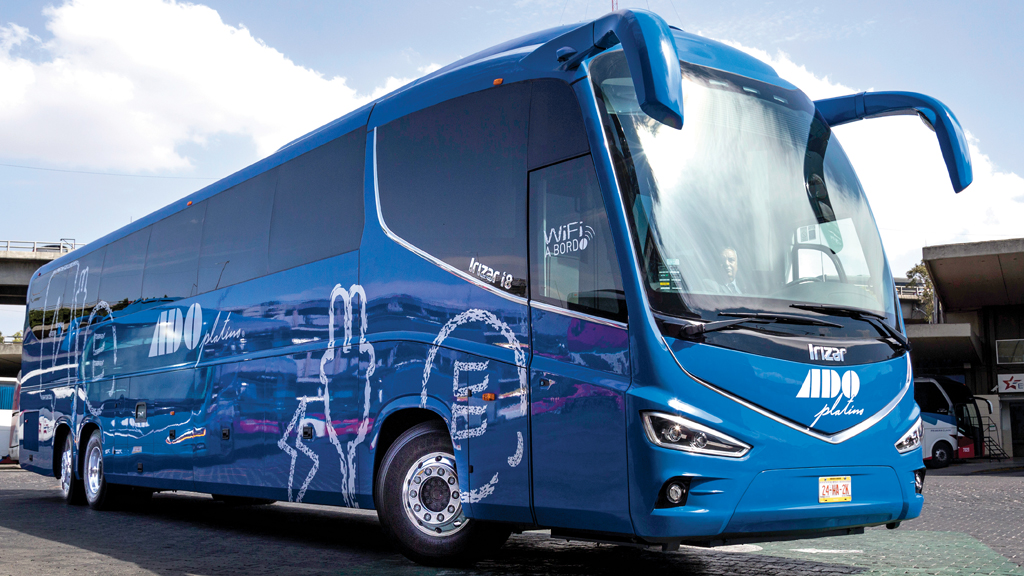 Transporte de pasajeros se pone cubrebocas