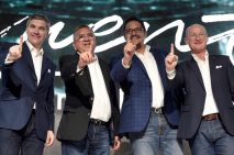 Daimler premia a su red de distribuidores en México